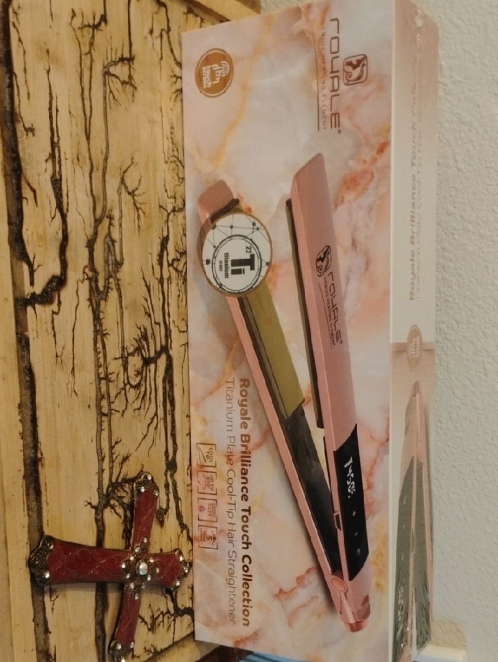 Royale Pink Hair Straightener - Brilliance Touch Collection.  Touch Screen  NIB